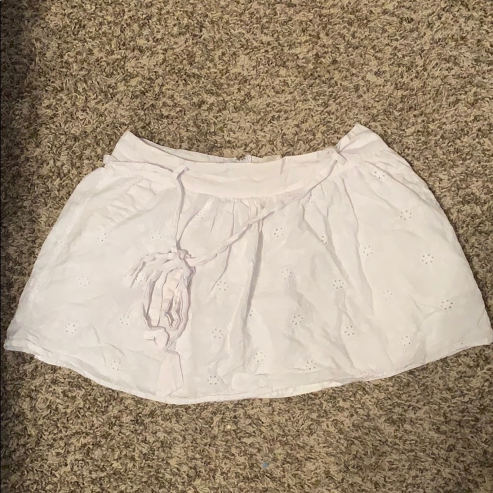 White floral mini skirt